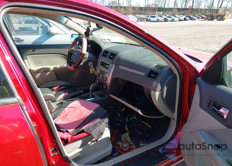 2012 Ford Fusion Se z USA, uszkodzony, nr VIN 3FAHP0HA7CR191549